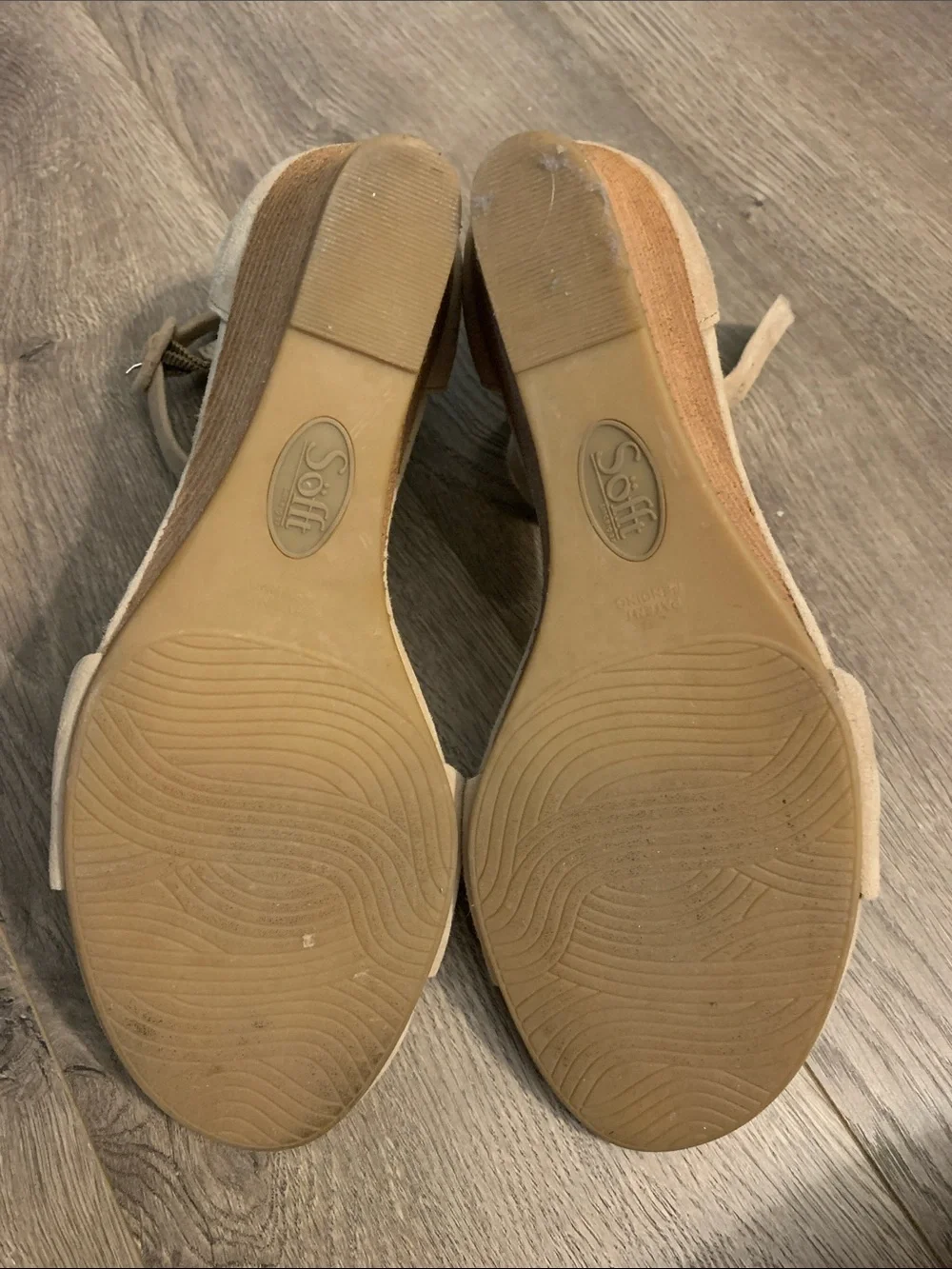 Söfft Strappy Wedge Sandals